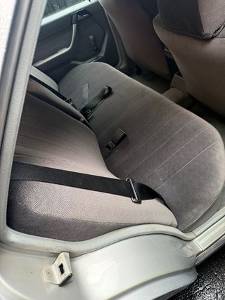 Mercedes-Benz W124 300e 1985