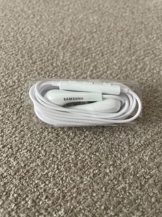 Auriculares Samsung SIN ESTRENAR