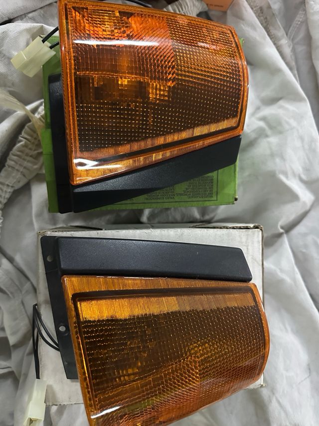 Juego de faros Seat  Fura con soportes, H4