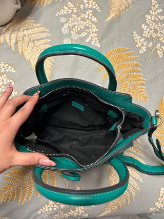 Bolso parfois verde para colgar