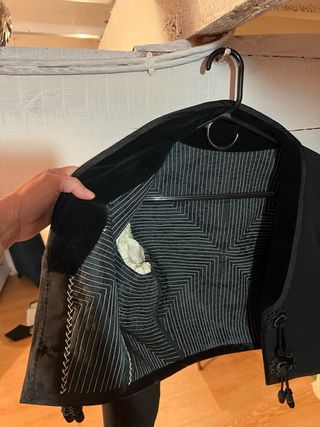 Traje corto de señora 