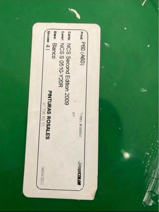 Vendo bote de pintura TITANPRO