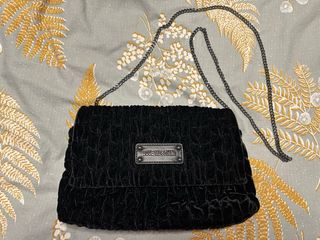 Bolso original para colgar Moschino 