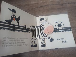 Un Libro Pop-Up Colores