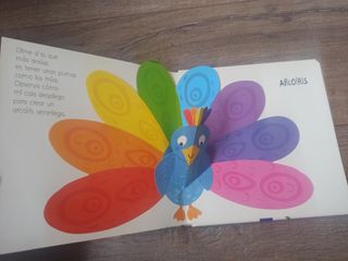 Un Libro Pop-Up Colores