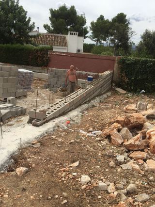 Muros de Obra y piscinas