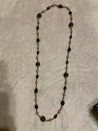 Collar marrón