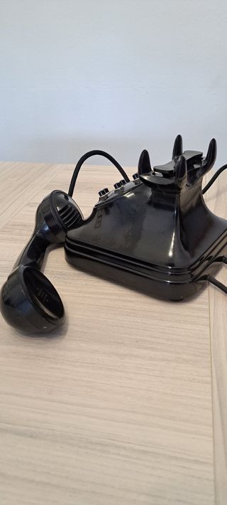 Teléfonos de sobremesa de baquelita