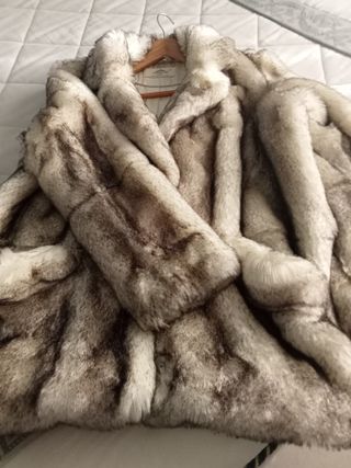 CHAQUETÓN DE PIEL