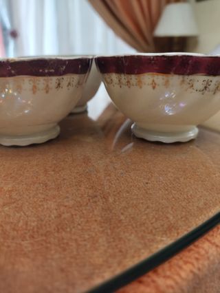 4 bols  de porcelana china y 1 inglesa
