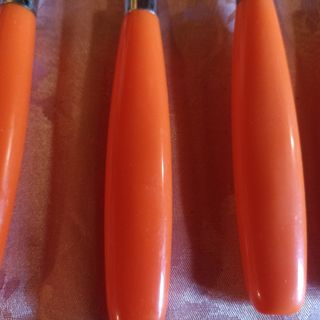 Set posate arancioni