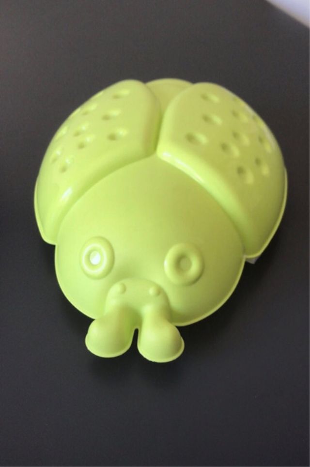 Lampada da parete coccinella color verde acido