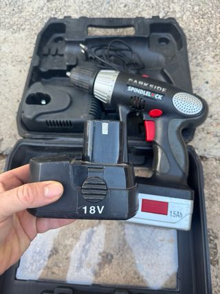 Taladro atornillador