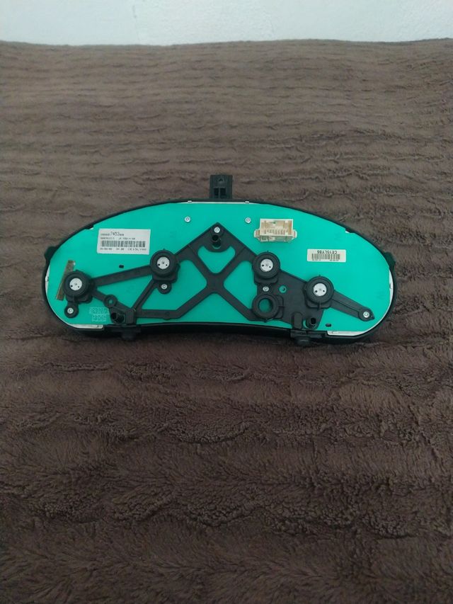 Cuadro de instrumentos citroen berlingo 2.0. HDI