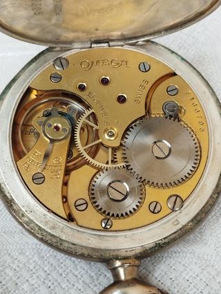 Antico orologio da tasca Omega in argento funziona