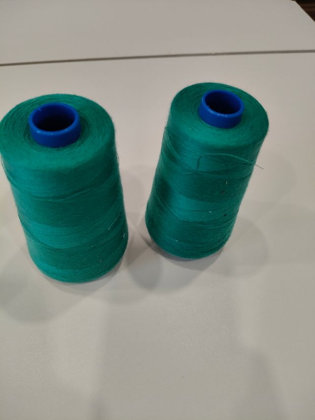 Conos de hilo 2€ ud