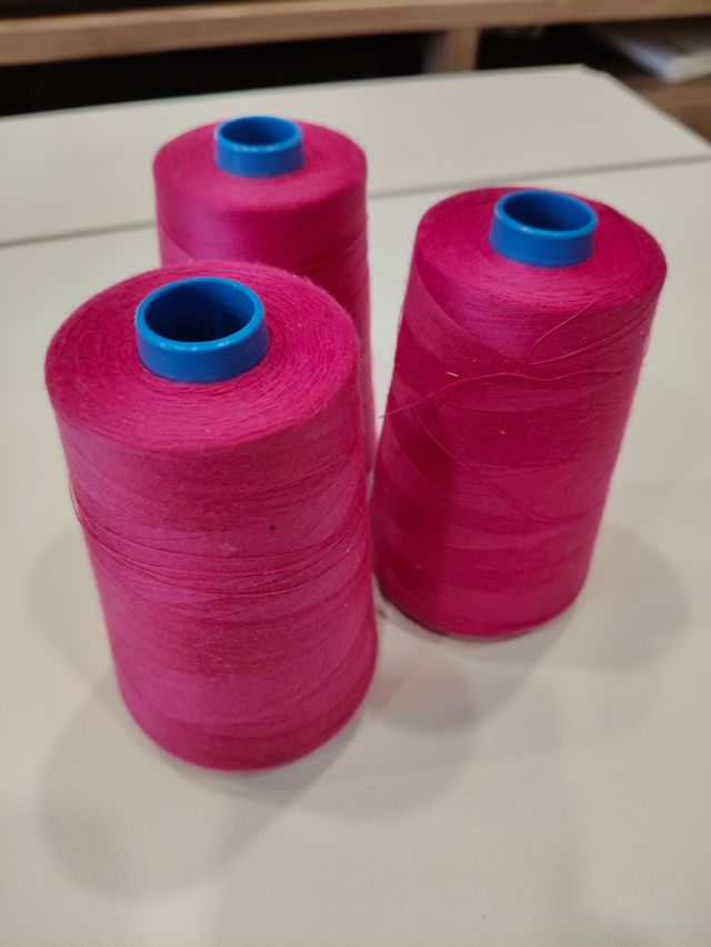 Conos de hilo 2€ ud