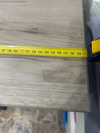 Mueble de madera prácticamente nuevo