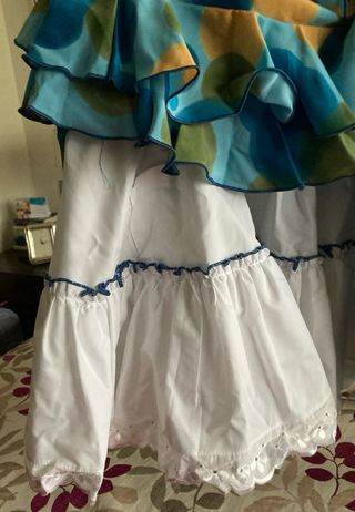 Traje Flamenco en tonos azules.