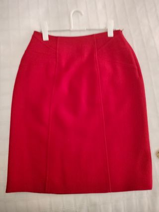 Falda roja