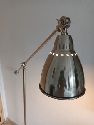 Lampara de pie Ikea