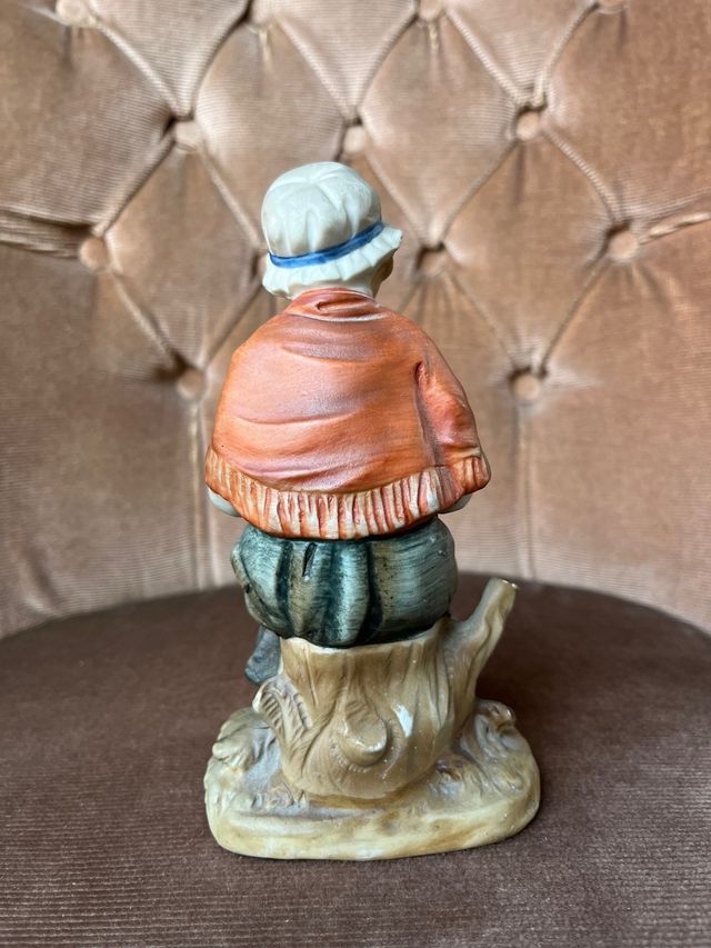 Figura porcelana abuelita