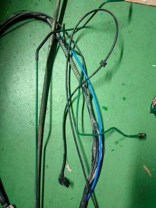 Restos circuito freno Clio 2 2004