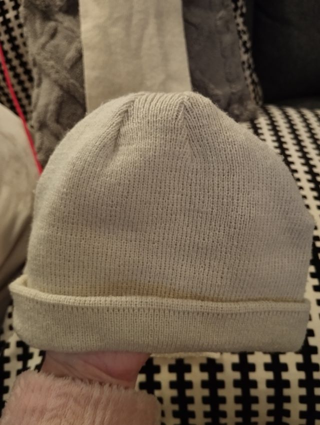 Juego de gorro y bufanda bebé 6-9 meses