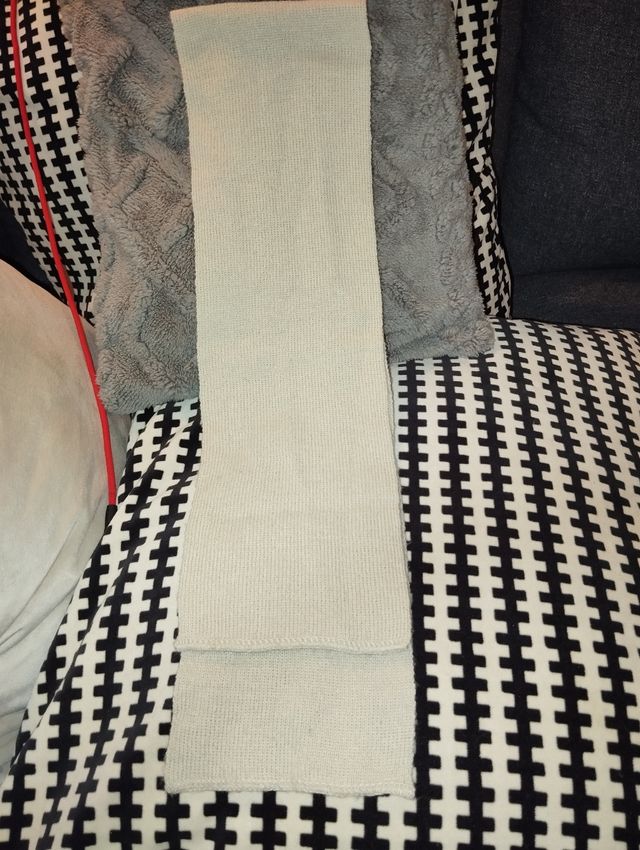 Juego de gorro y bufanda bebé 6-9 meses