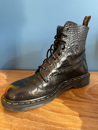 Botas Dr Martens negras cocodrilo