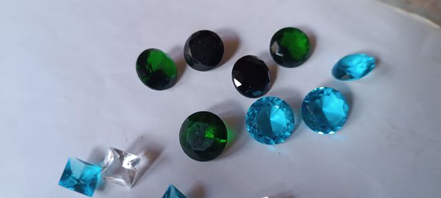 lote piedras sinteticas