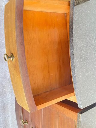 Conjunto mesitas de noche.