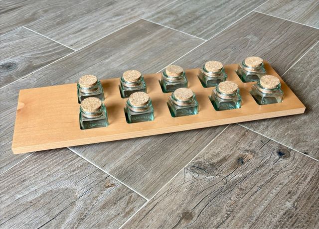 Especiero 10 tarrros cristal y madera a estrenar.