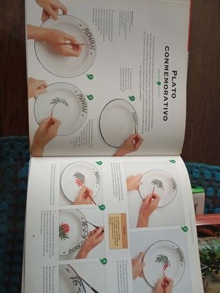 Libro sobre pintura decorativa 