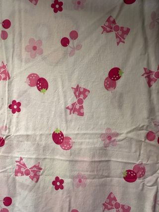 Capa de edredon Kitty e Mimmy reversível 