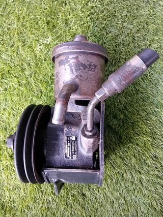 Bomba Servo dirección mercedes Benz