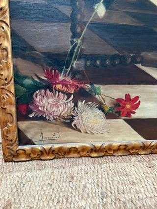 Cuadro floral con simpático perro