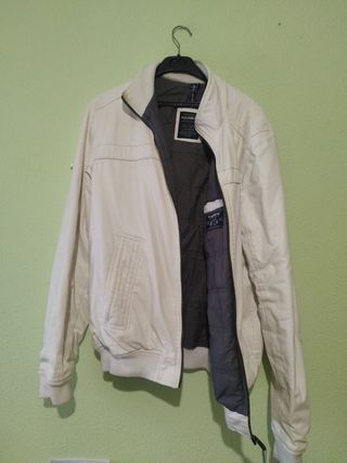 Cazadora blanca hombre