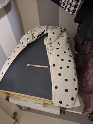 Tabla planchar plegable y retractil