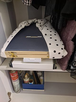 Tabla planchar plegable y retractil