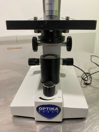 MICROSCOPIO MONOCULAR
