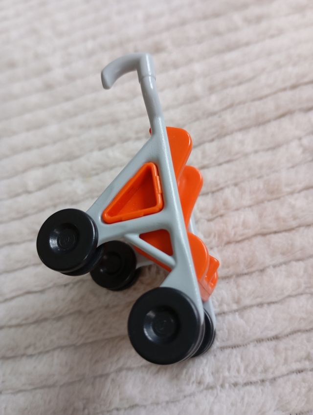 PLAYMOBIL CARRITO MAMA CON BEBE