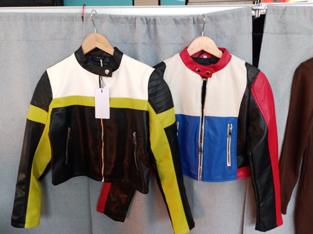 Giubbini rimanenti ricamabili