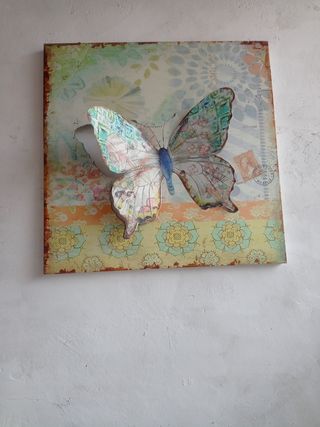 Cuadro infantil de metal.