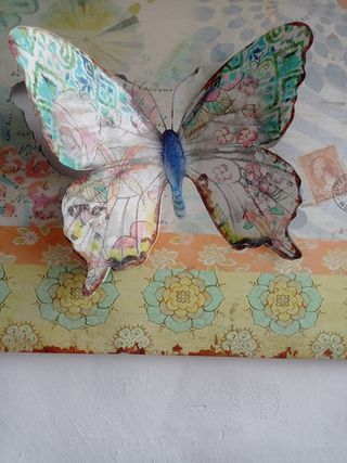 Cuadro infantil de metal.