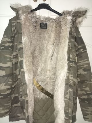 Abrigo militar oversize Zara