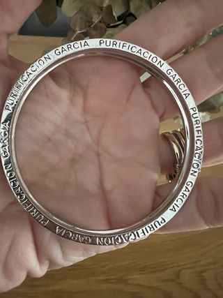 Pulsera Purificacion Garcia con Logos y circonitas