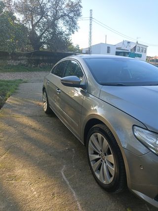 Volkswagen Passat CC 2012