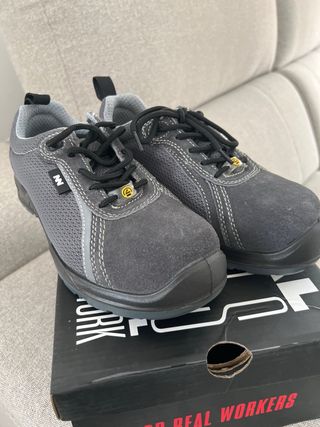 Zapato de seguridad Premium ZT 803 S1P t.36