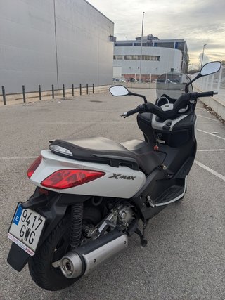 Yamaha X-max 250 como nueva